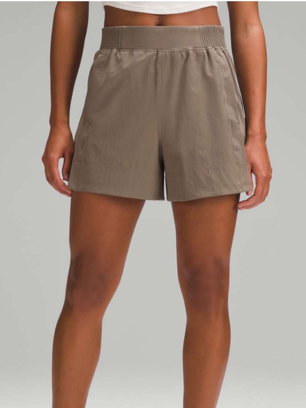 Lululemon Stretch Woven Relaxed High Rise Short 4”
